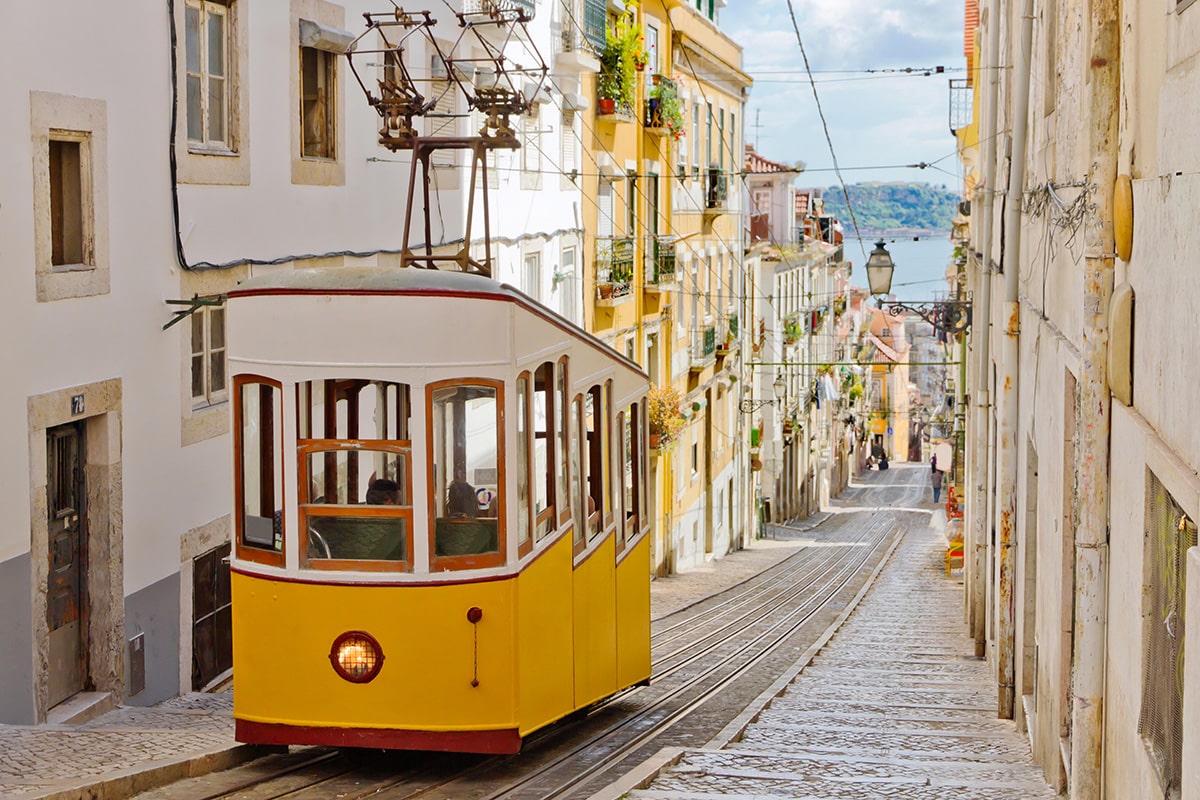 Lisbon Travel Guide