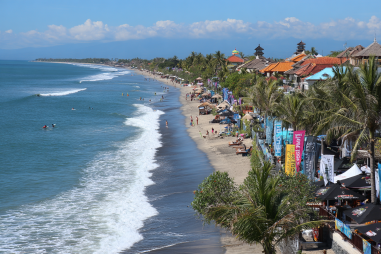 Seminyak Beach Activities